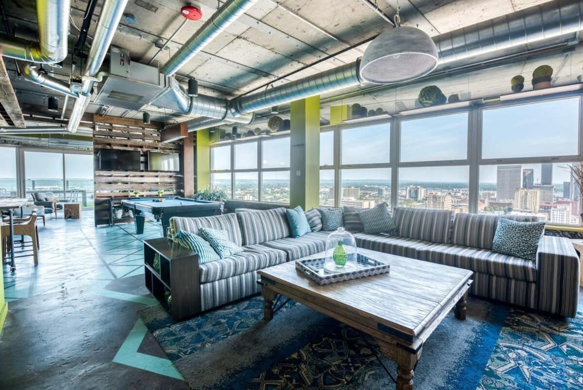 Cozysuites 800 Tower 2Br With Gym! 26 路易斯威尔 外观 照片